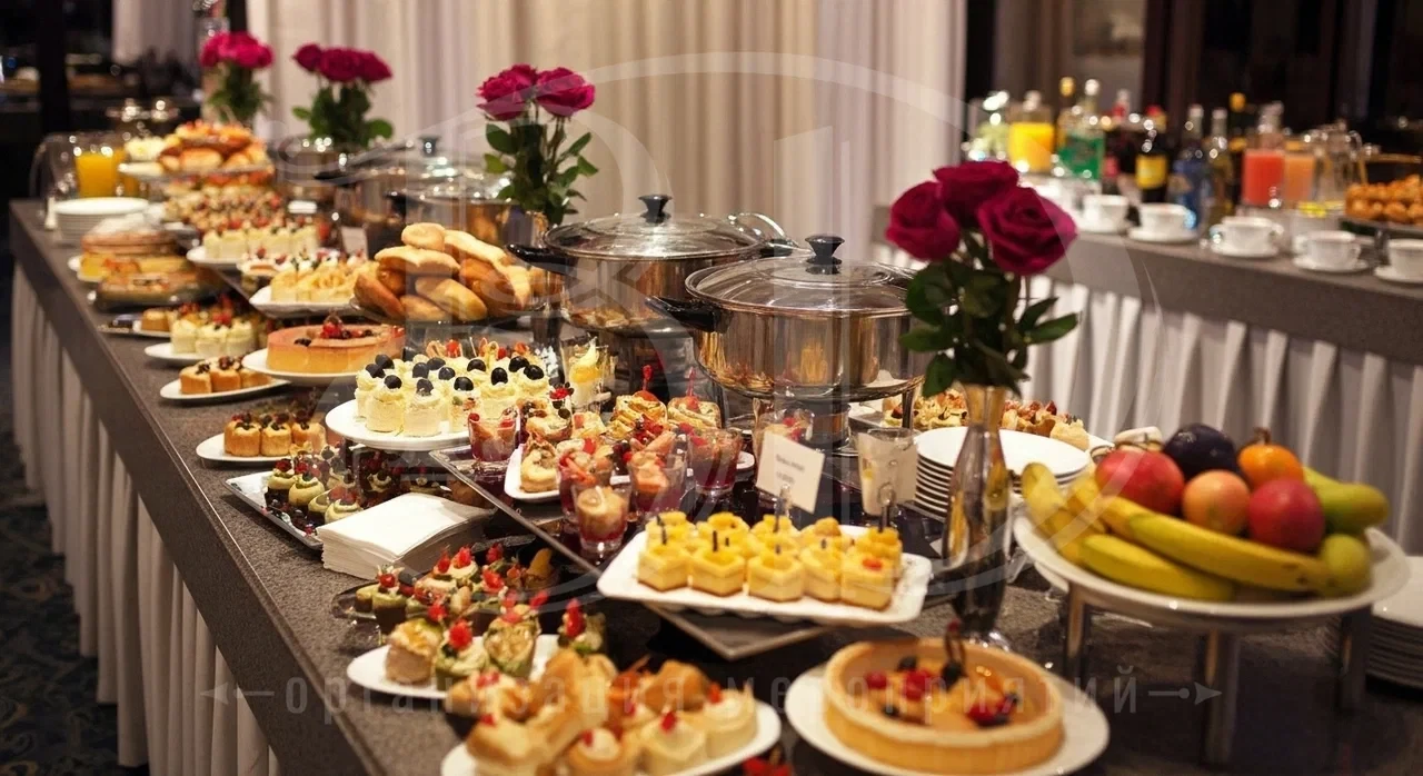 Организуем стол на корпоратив. Звоните 8 (800) 700-39-32. Фуршет на корпоратив: блюда, закуски, торт