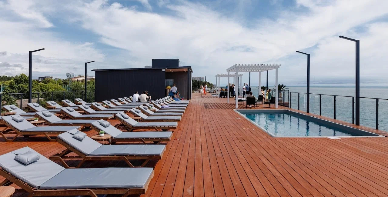 Пространство для вечеринки в Баре на крыше отеля Grace Лазурь (г. Сочи)