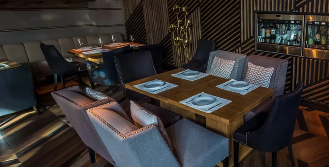 Пространство для банкета в ресторане D.O.M. (Сочи)