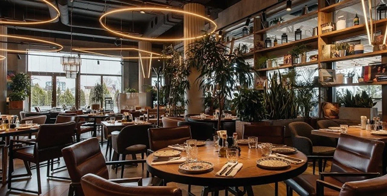 Пространство для банкета в ресторане Сыроварня (г. Сочи)