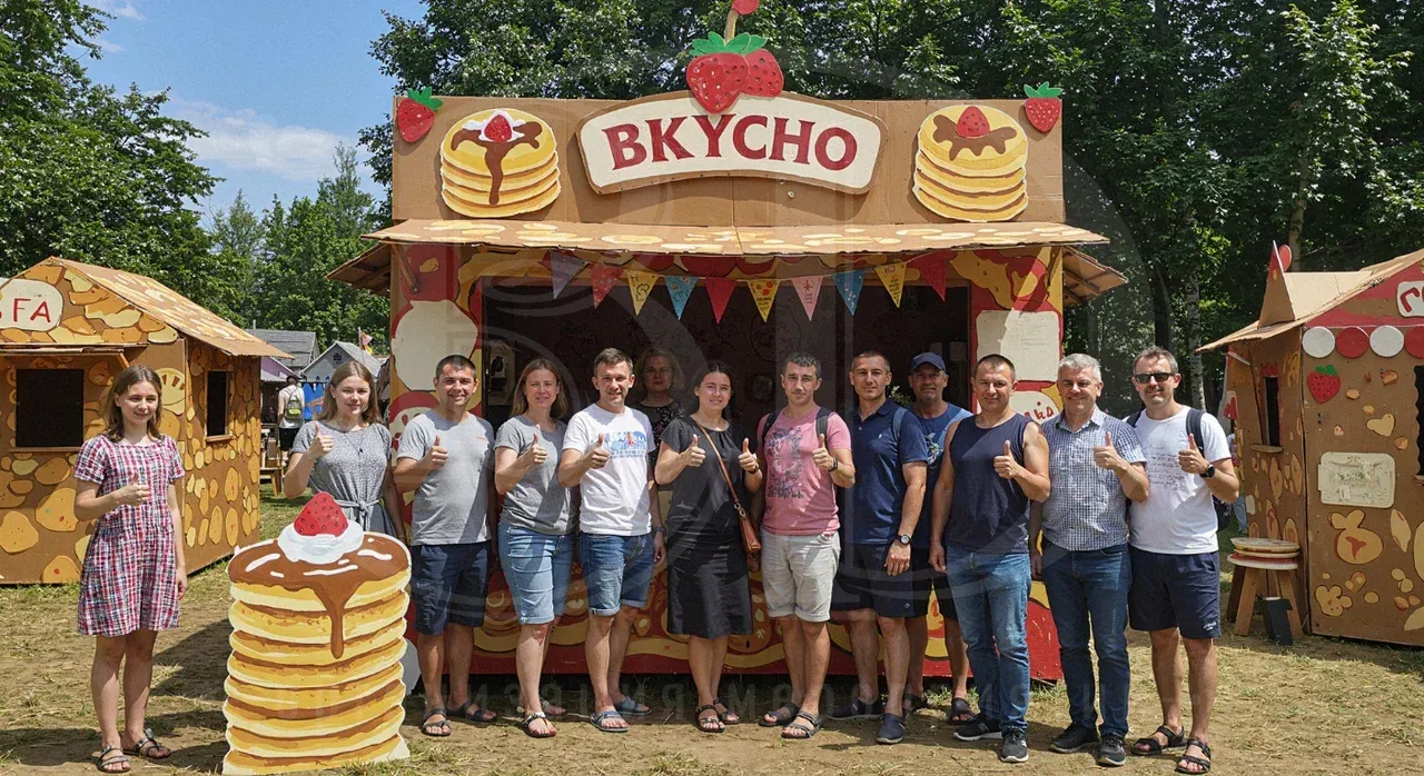 Совместные фотографии участников кулинарной вечеринки