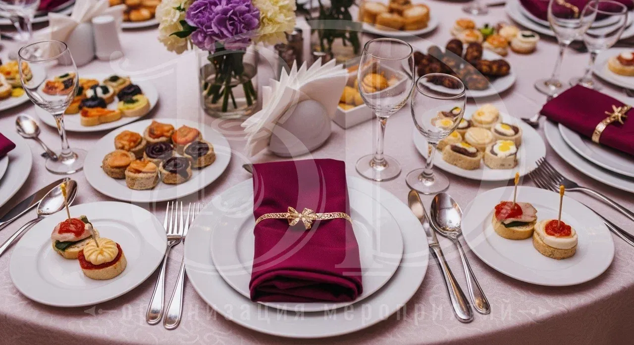 Банкет на вечеринке в стиле Ретро