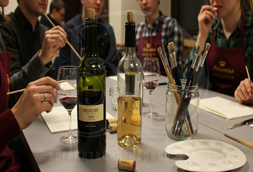 Мастер-класс по винной живописи от агентства Вдсервис Событий Рисование вином: мастер-класс от агентства Вдсервис Событий