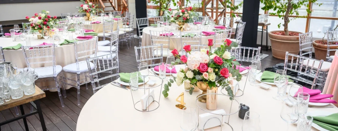 День строителя: сервировка столов