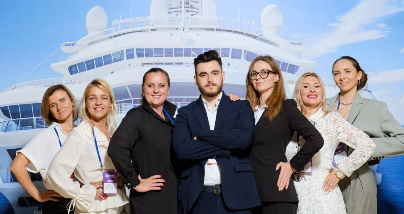 Команда агентства Вдсервис Событий на RUVIERA Hotel Business Week 2024