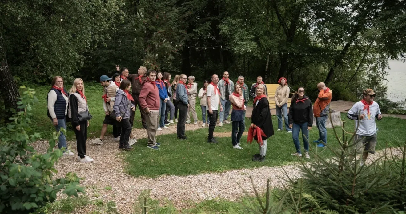 Сбор команд для прохождения заданий веревочного курса