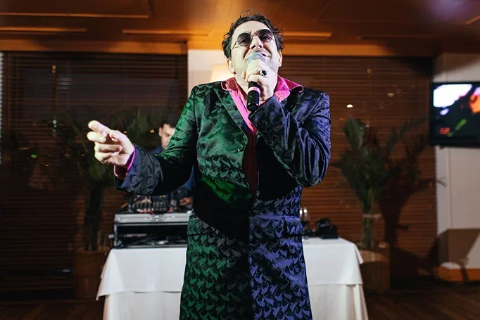 Заказ двойника звезды на мероприятие: Роберт Ланц