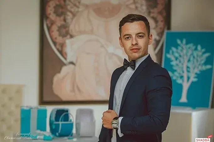 Заказ ведущего на мероприятие - Вадима Коробкова