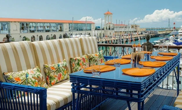 Терраса в ресторане Морской для лазерного шоу в Сочи